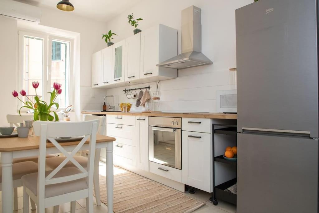 Brand New City Center Apartment Nostalgija Split Zewnętrze zdjęcie